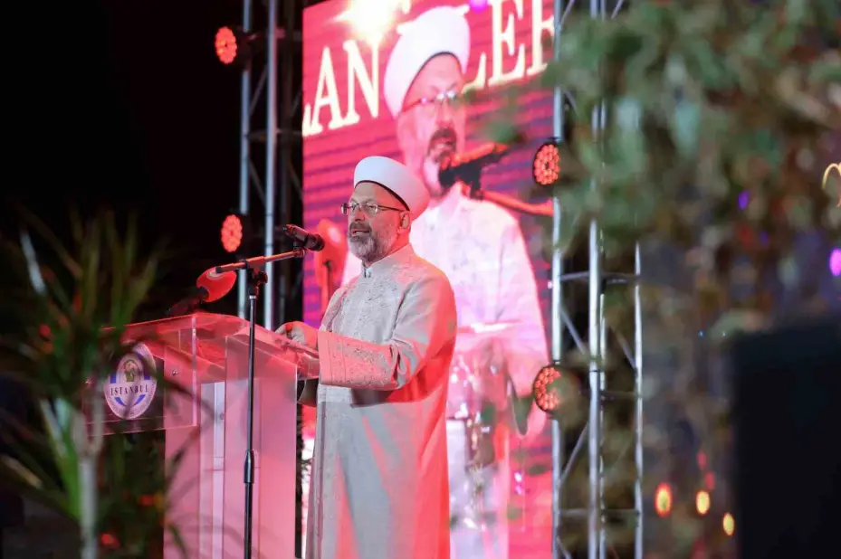 Diyanet İşleri Başkanı Erbaş, Arnavutluk’ta mezuniyet törenine katıldı