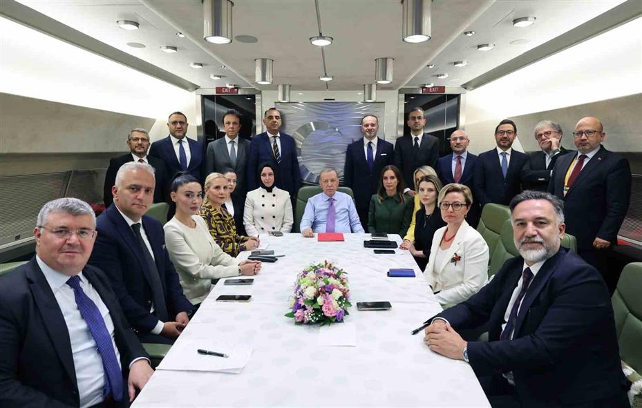 Cumhurbaşkanı Erdoğan: "Yalnızca Anayasamız ve demokrasimiz üzerindeki darbe lekesini temizlemek için bile yeni anayasa yapmaya ihtiyacımız var."