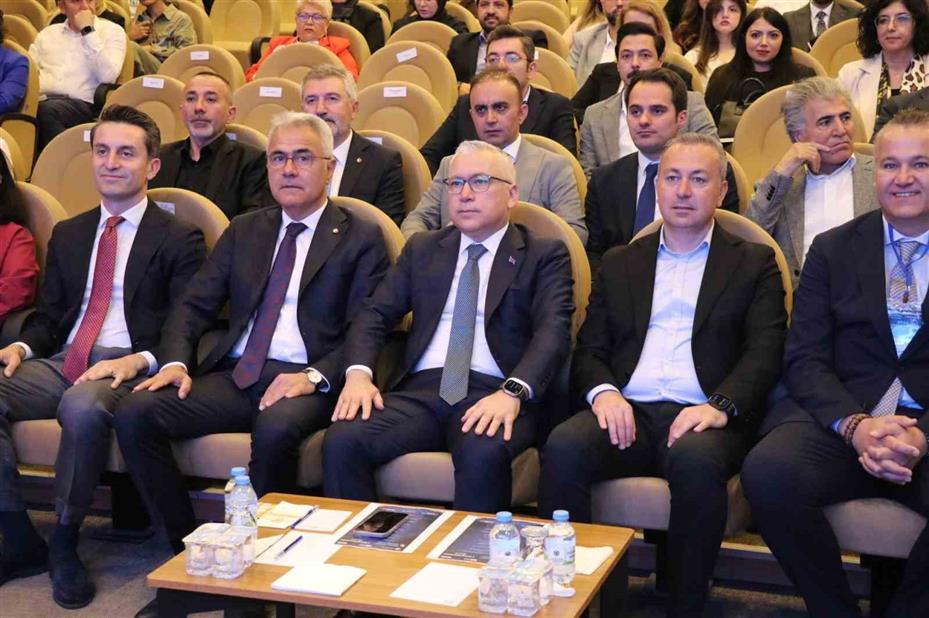 Sivas’ta üretim yapan firmalar, ihracatta yeni bir boyuta geçiş yapacak