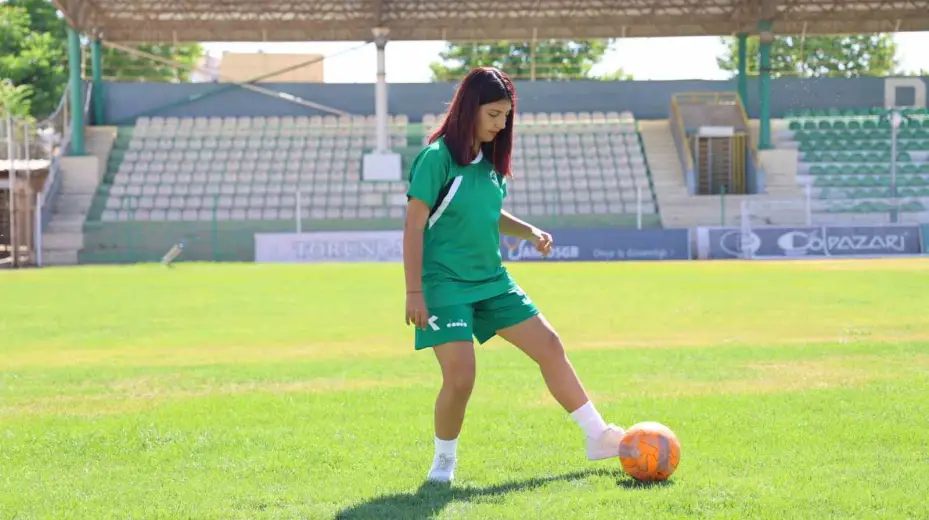 "Futbol erkek işi" diyenlere cevabı sahada verdiler