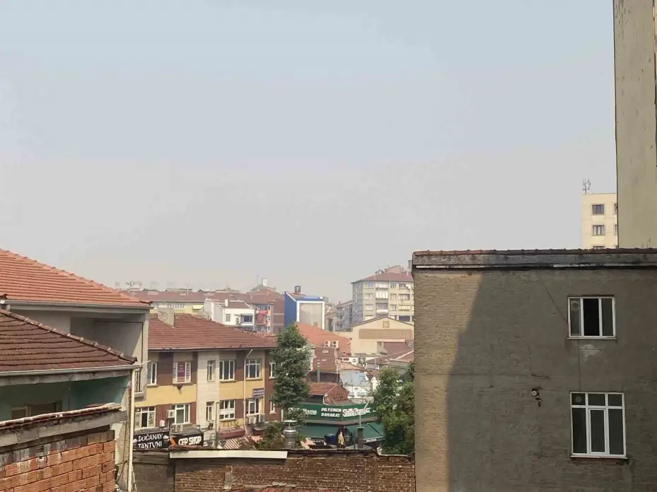 Bilecik’te süren yangının dumanı Eskişehir’e ulaştı