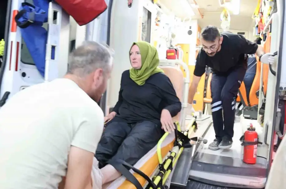 Hasan Dağı’nda yaralanıp mahsur kalan 1’i çocuk 4 kişi kurtarıldı