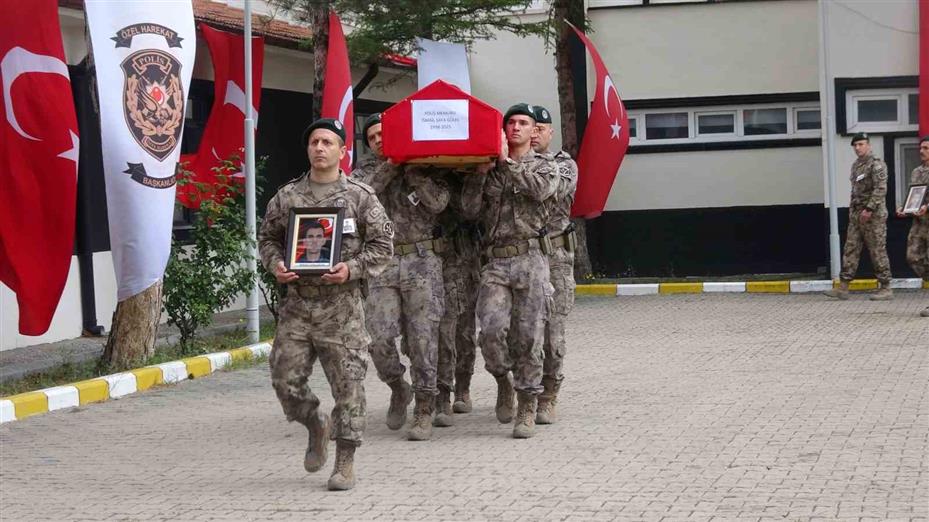 Çankırı’daki kazada hayatını kaybeden polis özel harekat kursiyerleri memleketlerine uğurlandı