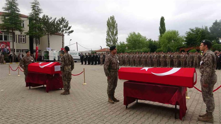Çankırı’daki kazada hayatını kaybeden polis özel harekat kursiyerleri memleketlerine uğurlandı