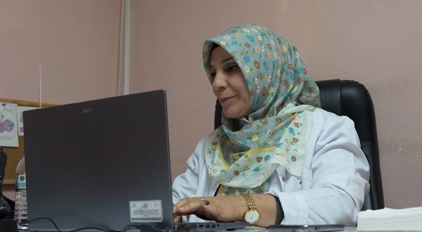Dükkanı yandıktan sonra açtığı kooperatifle kadınlara umut oldu