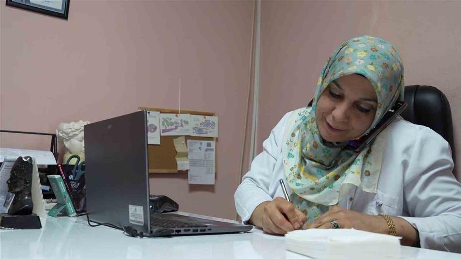 Dükkanı yandıktan sonra açtığı kooperatifle kadınlara umut oldu