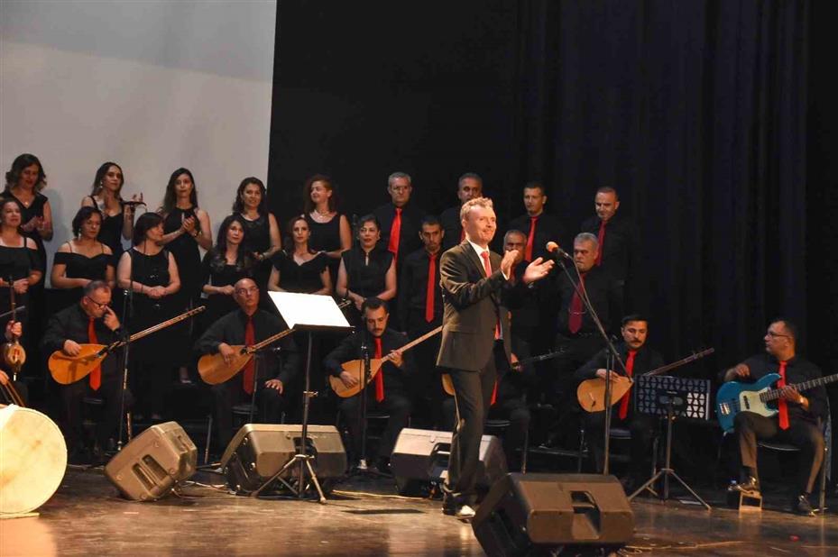 Telden Dile Türk Halk Müziği Öğretmenler Korosu sezon sonu konseri