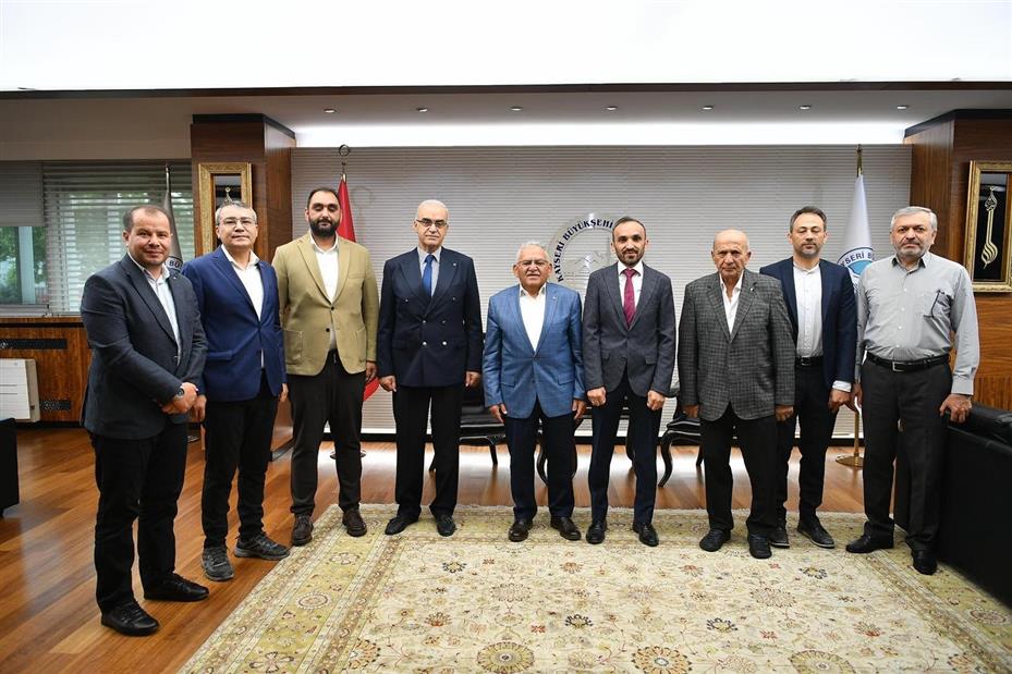 Başkan Büyükkılıç yargı mensupları, muhtarlar ve STK temsilcilerini konuk etti