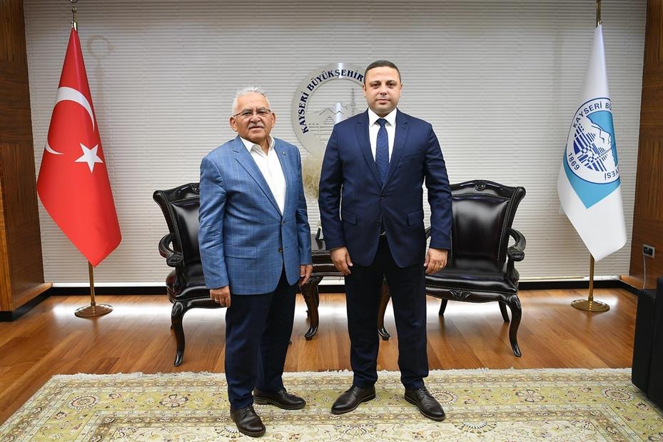 Başkan Büyükkılıç yargı mensupları, muhtarlar ve STK temsilcilerini konuk etti