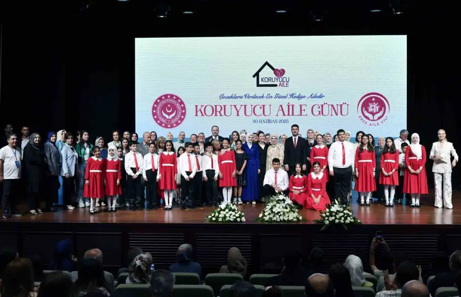 Emine Erdoğan: "Koruyucu aile sisteminin tüm dünyada yaygınlaşması elzemdir"