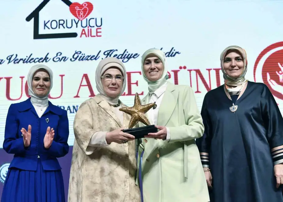 Emine Erdoğan: "Koruyucu aile sisteminin tüm dünyada yaygınlaşması elzemdir"