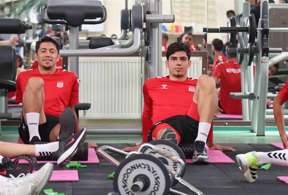 Sivasspor salonda çalıştı