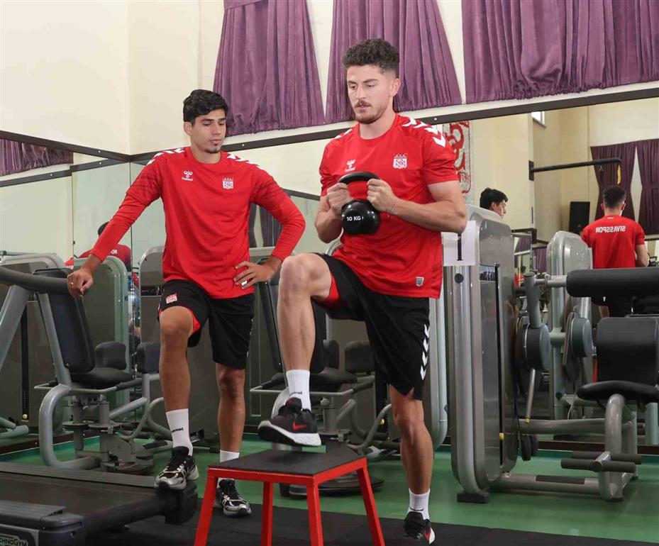 Sivasspor salonda çalıştı