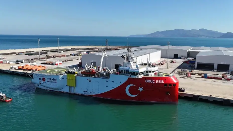 Oruç Reis vatana dönüş yaptı