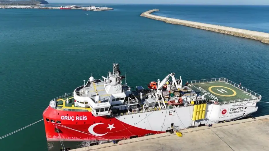 Oruç Reis vatana dönüş yaptı