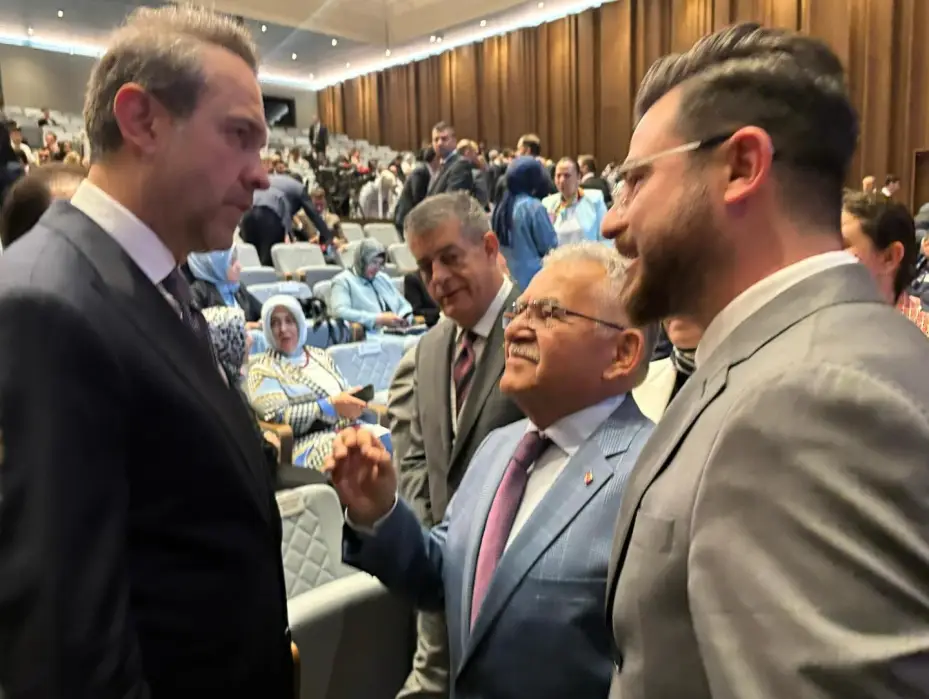 Başkan Büyükkılıç; AK Parti Genişletilmiş İl Başkanları Toplantısı’na katıldı