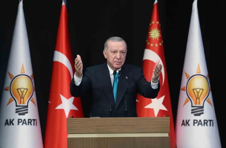 Cumhurbaşkanı Erdoğan: "Resulullah Efendimize ve diğer peygamberlerimize küstahlık edenler bunun hesabını hukuk önünde vereceklerdir, biz bunun takipçisi olacağız"