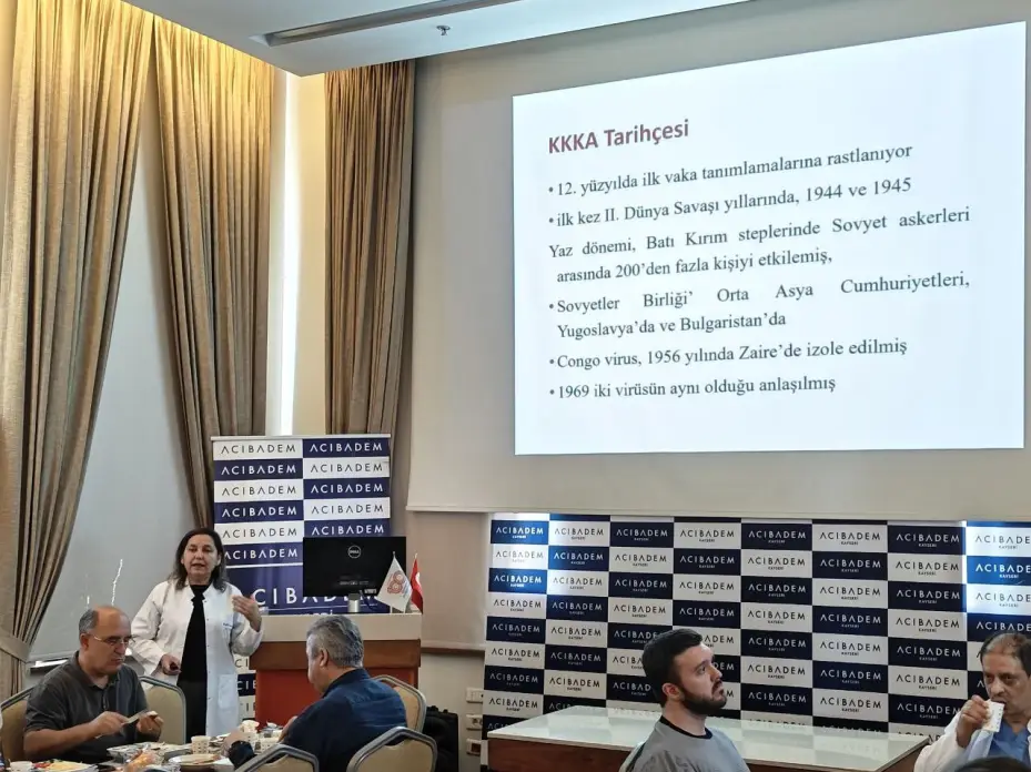 Hekimlere yönelik ‘KKKA’ bilgilendirme toplantısı
