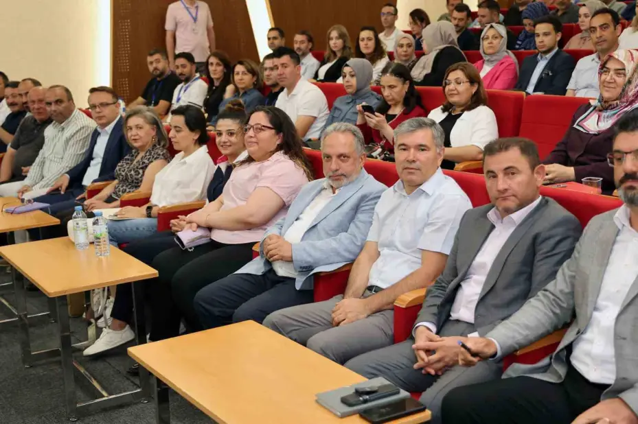 Talas’tan yerel yönetimlere bütçe rehberi eğitimi
