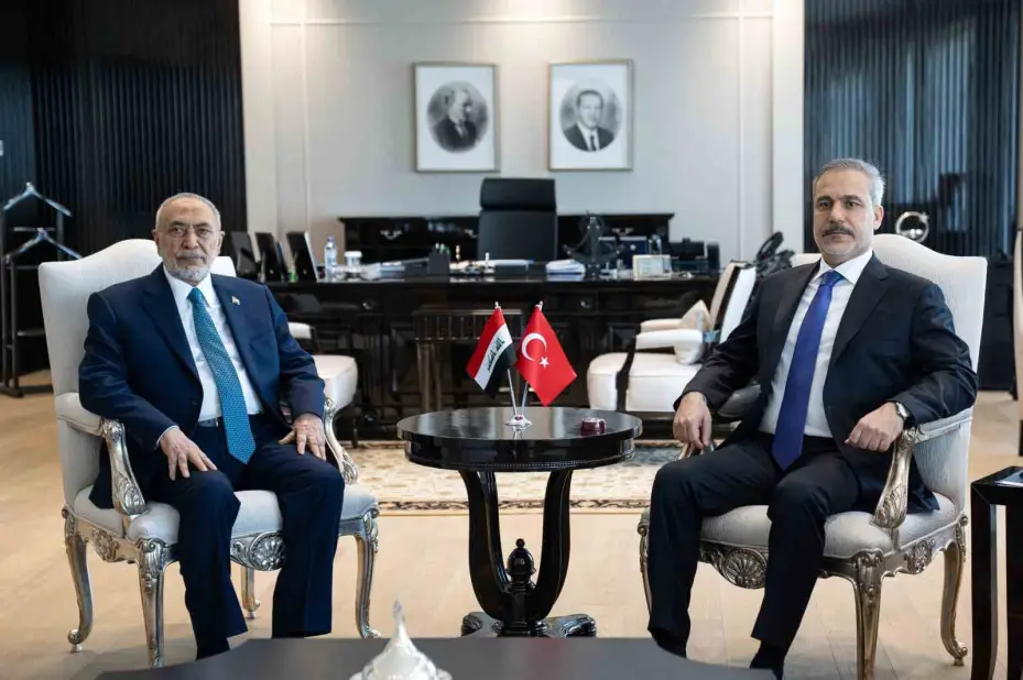 Bakan Fidan, Irak Temsilciler Meclisi Başkanı Meşhedani ile bir araya geldi