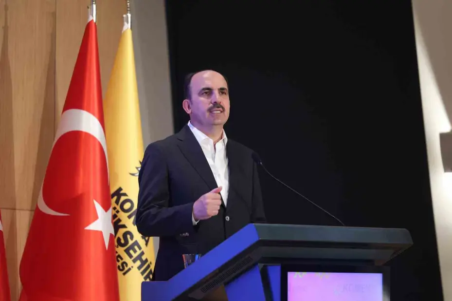 Başkan Altay gençlere yönelik faaliyetleri ve "Yaz Seninle Güzel" etkinliklerini anlattı
