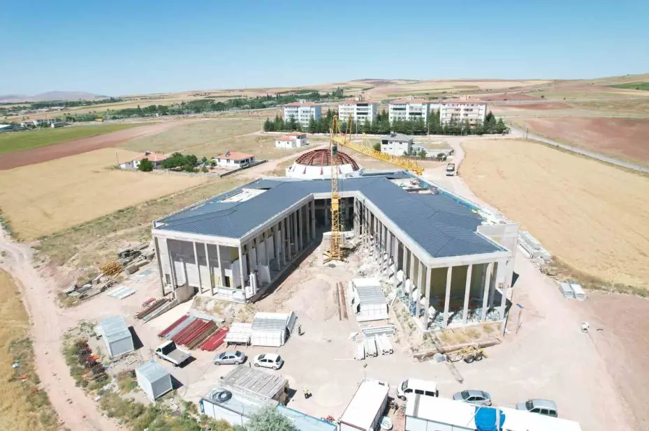 Türkiye’nin en büyük cemevi Nevşehir’de inşa ediliyor