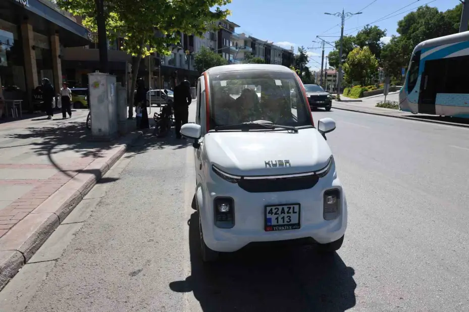 Fazla yolcu taşıyan sürücüden polise ‘3 çocuk 1 kişi yapar’ savunması