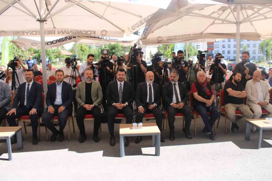 Başkan Çolakbayrakdar: "Vicdani sorumluluk olan Dost Eli, tüm Kayseri’ye yayılacak"