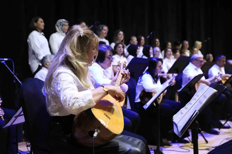Müzik atölyesi yıl sonu konseriyle final yaptı