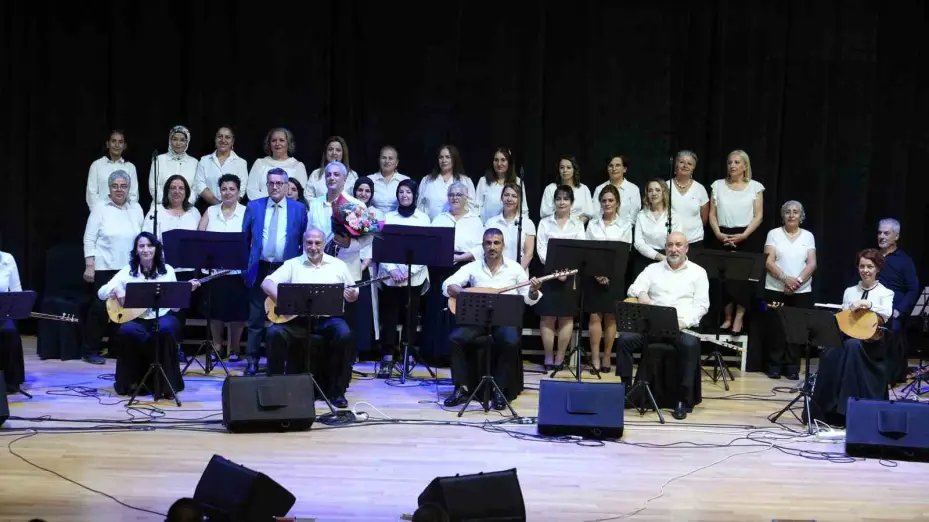 Müzik atölyesi yıl sonu konseriyle final yaptı
