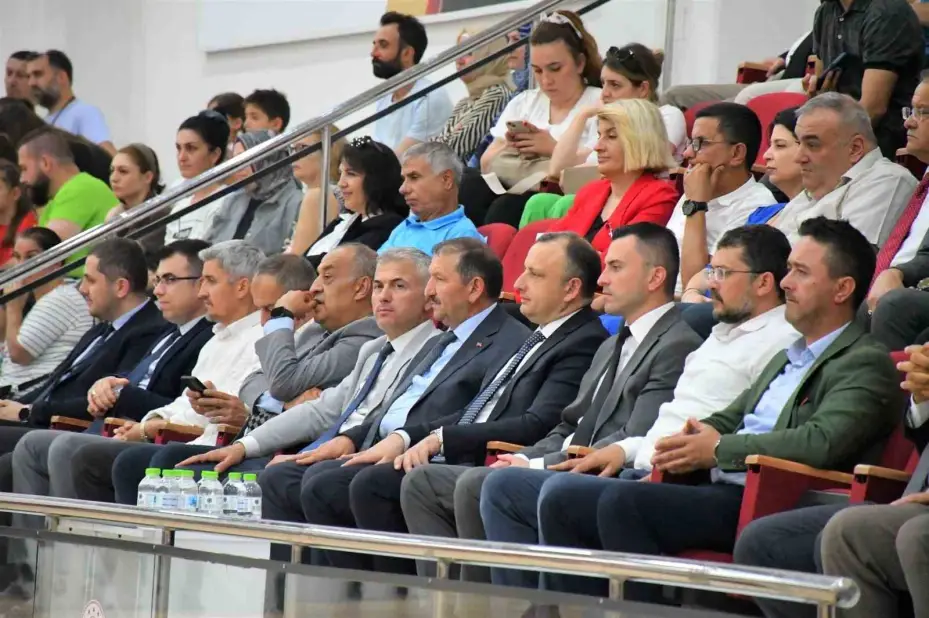 Zonguldak’ta GSB spor okulları açılışı yapıldı