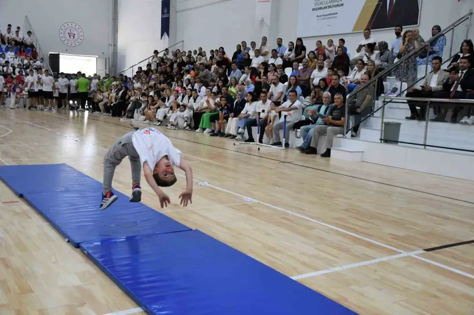 Zonguldak’ta GSB spor okulları açılışı yapıldı