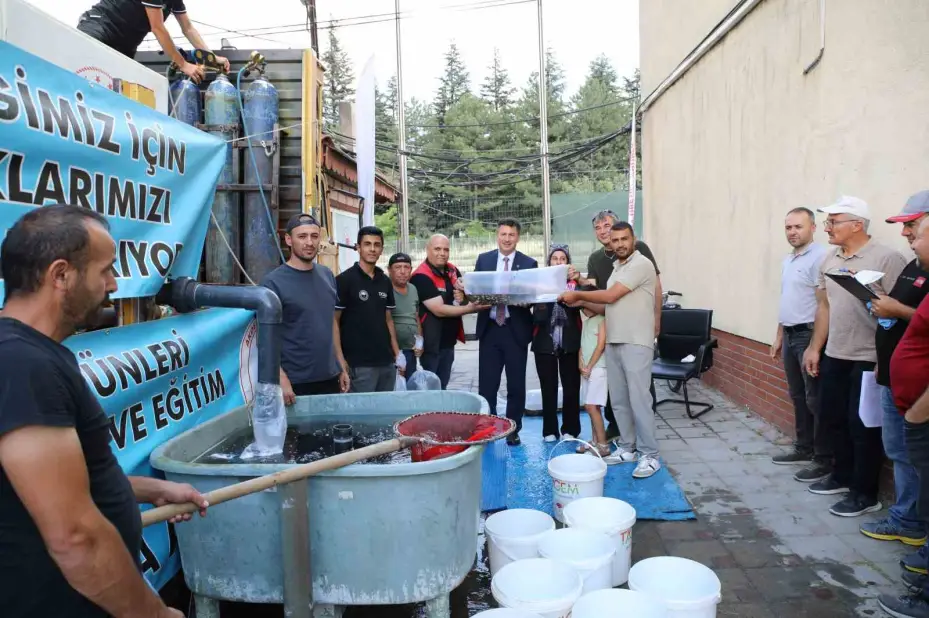 Eskişehir göletleri balıklandırma projeleri ile bereketleniyor