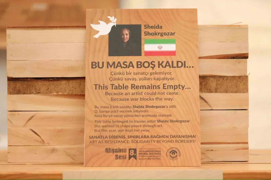 Bu masa savaş yüzünden boş kaldı