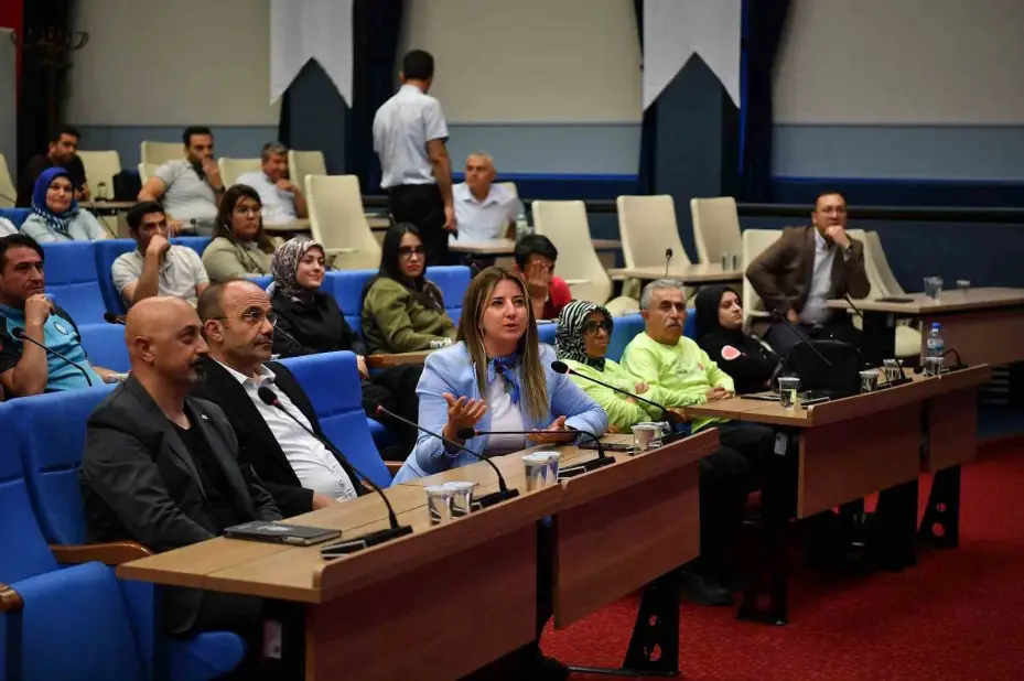 Büyükşehirden asansörden kişi kurtarma eğitimi
