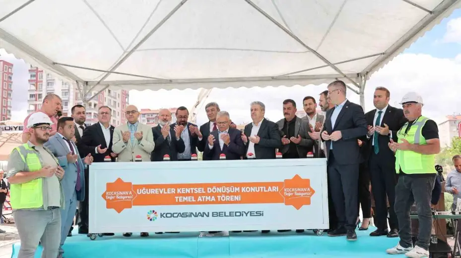 Başkan Çolakbayrakdar: "Kentsel dönüşüme Kayseri usulü dokunuş: üç hizmet aynı anda hayata geçiyor"