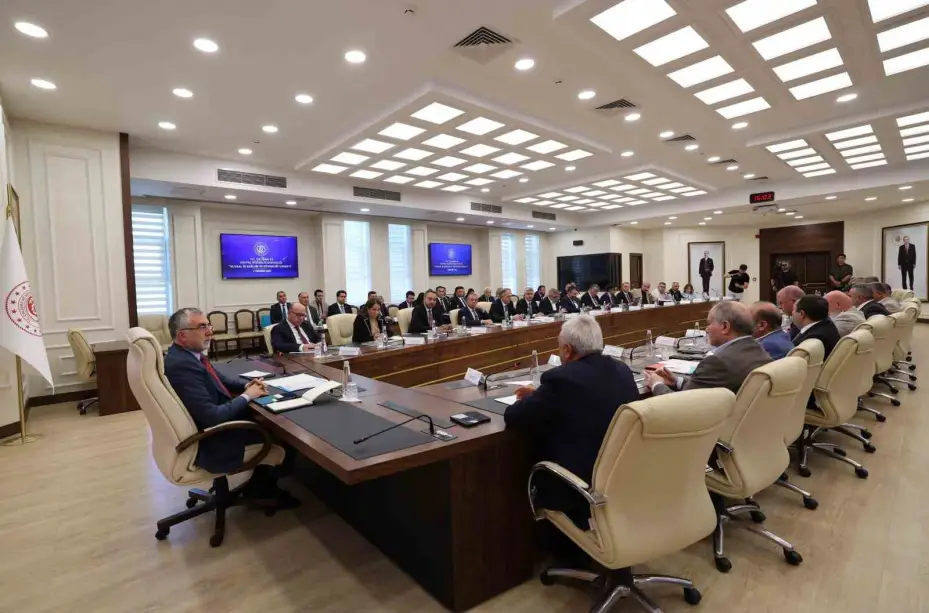 Ulusal İş Sağlığı ve Güvenliği Konseyi, Bakan Işıkhan başkanlığında toplandı