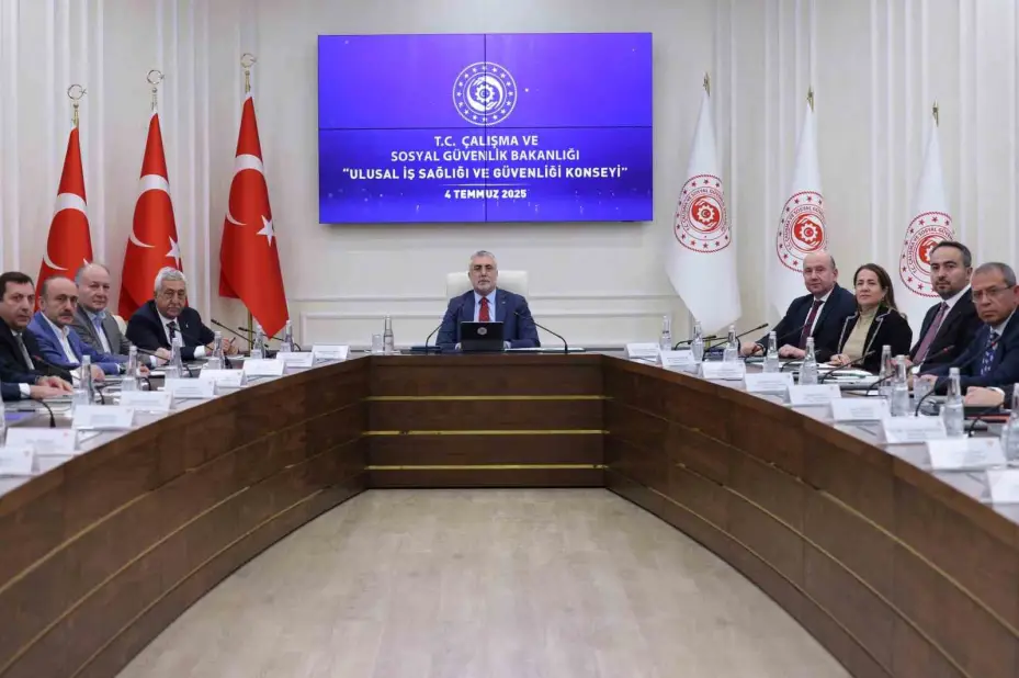 Ulusal İş Sağlığı ve Güvenliği Konseyi, Bakan Işıkhan başkanlığında toplandı