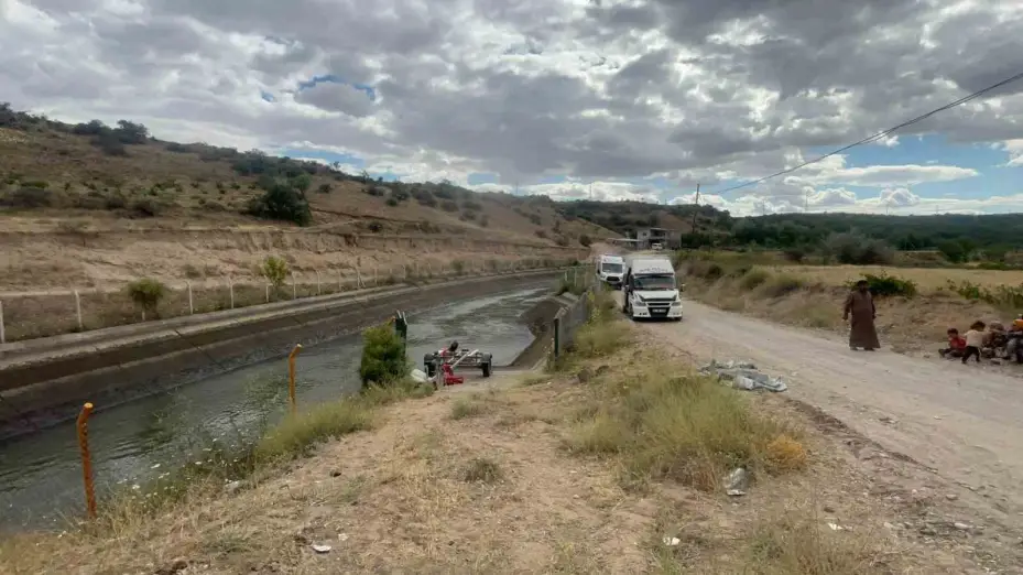 Nevşehir’de 4 kişi römorktan sulama kanalına düştü: 1 kişi kayıp