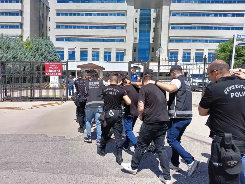 Ankara’da haraç çetesine operasyon: 14 gözaltı