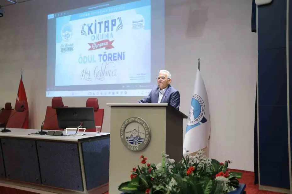 Büyükşehir’de kitap okuma rüzgarı esti
