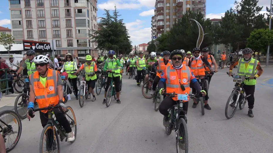 Ülkenin dört bir yanından gelen bisiklet severler Sorgun’daki festivalde buluştu