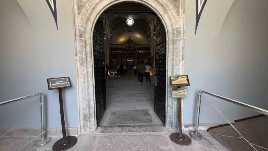 Bin 700 yıldır ayakta olan kilise, müze olarak ziyaretçilerini ağırlıyor