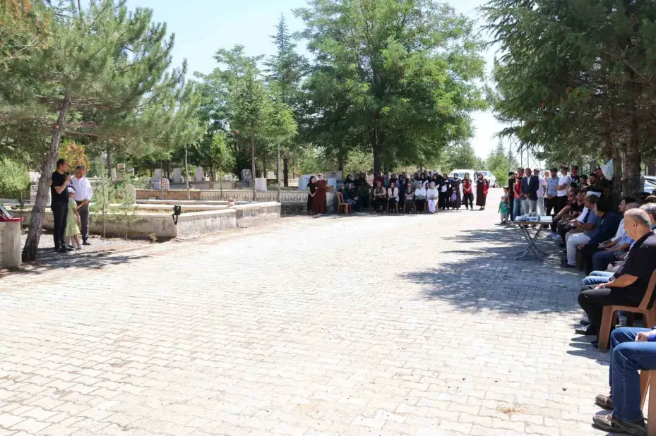 Şehit Dr. Ekrem Karakaya dualarla anıldı