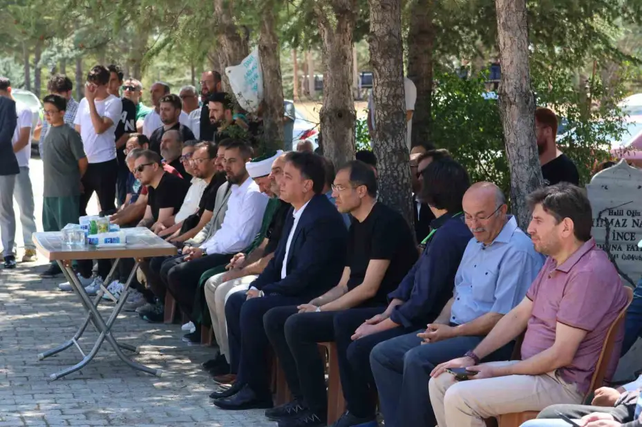 Şehit Dr. Ekrem Karakaya dualarla anıldı