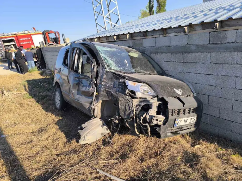 Sarıkaya’da trafik kazası: 3 yaralı