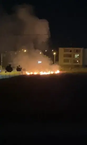Hava fişekten çıkan yangın paniğe sebep oldu