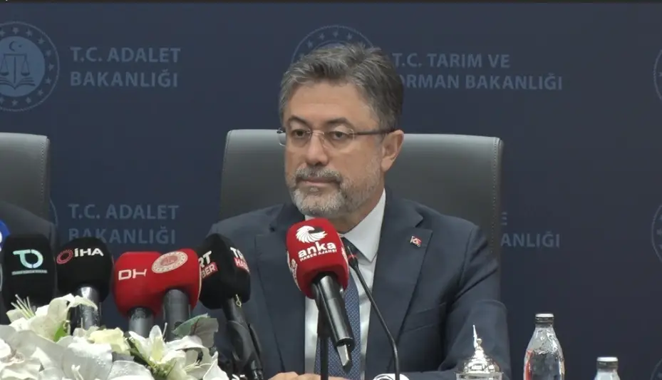 Bakan Tunç: "Dikkat ve tedbirsizlik sebebiyle orman yangınına sebebiyet verildiğinde 3 yıla kadar hapis cezası söz konusu"