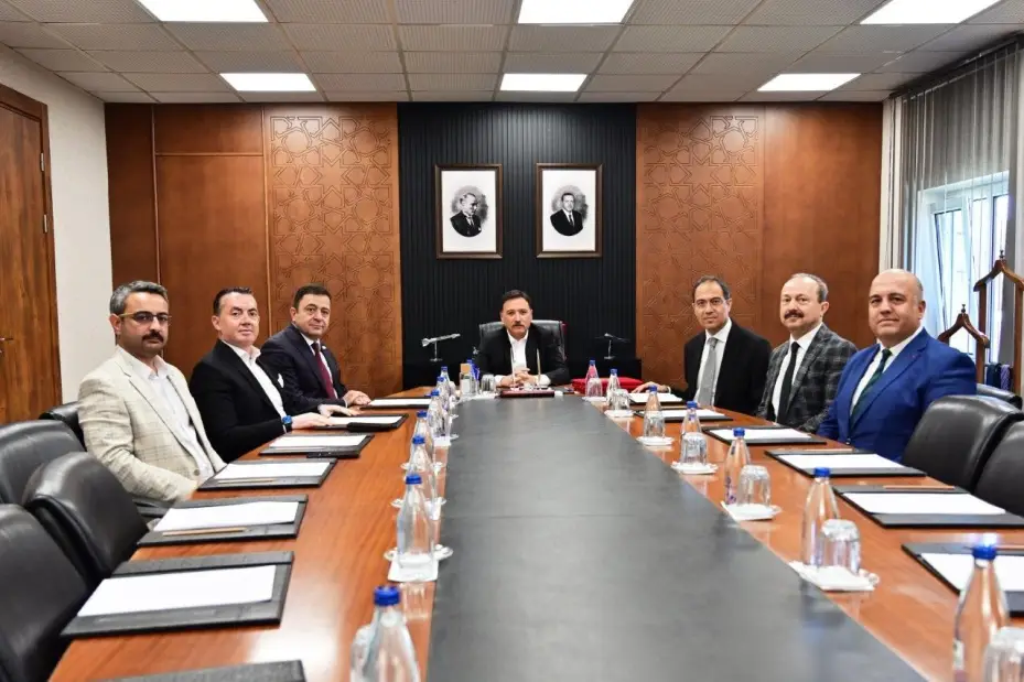 Kayseri OSB Sağlık Merkezi valilikte imzalanan protokolle Sağlık Müdürlüğü’ne tahsis edildi
