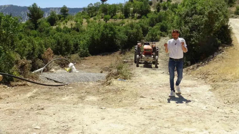Emekli olup döndüğü memleketinin su sıkıntısını çözdü